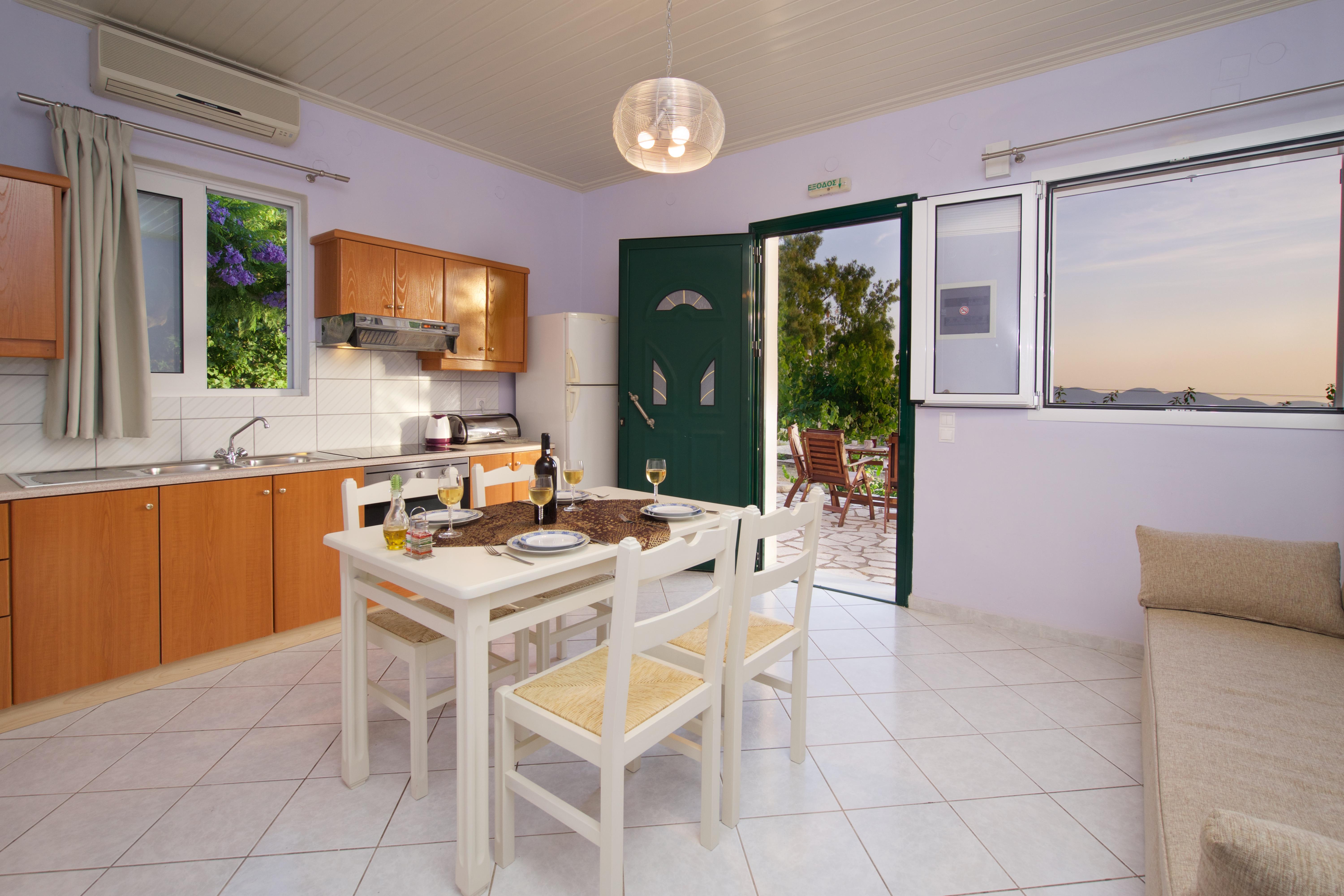 Studios Vrionis Panoramic Sunset Mesovounia  Dış mekan fotoğraf