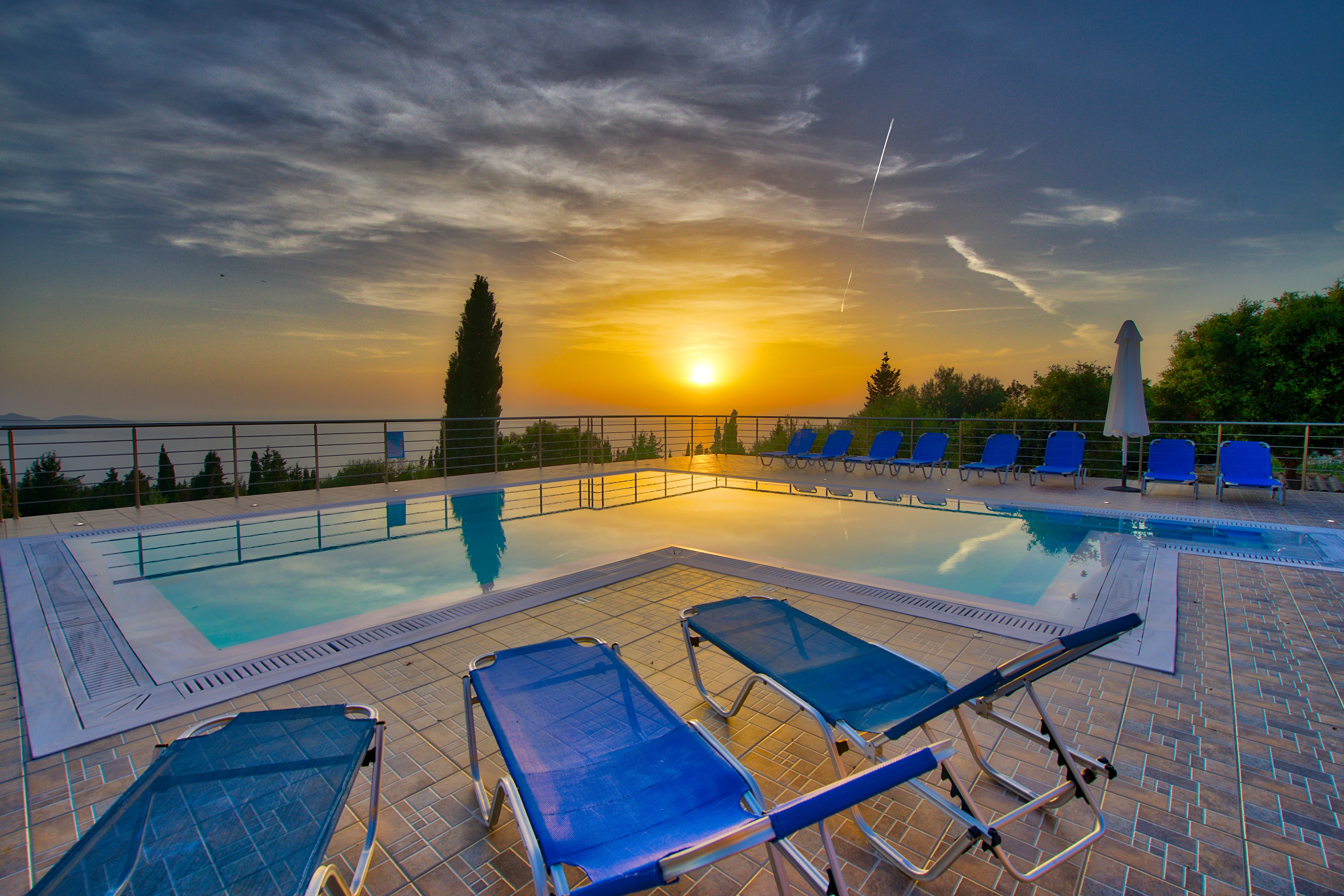 Studios Vrionis Panoramic Sunset Mesovounia  Dış mekan fotoğraf